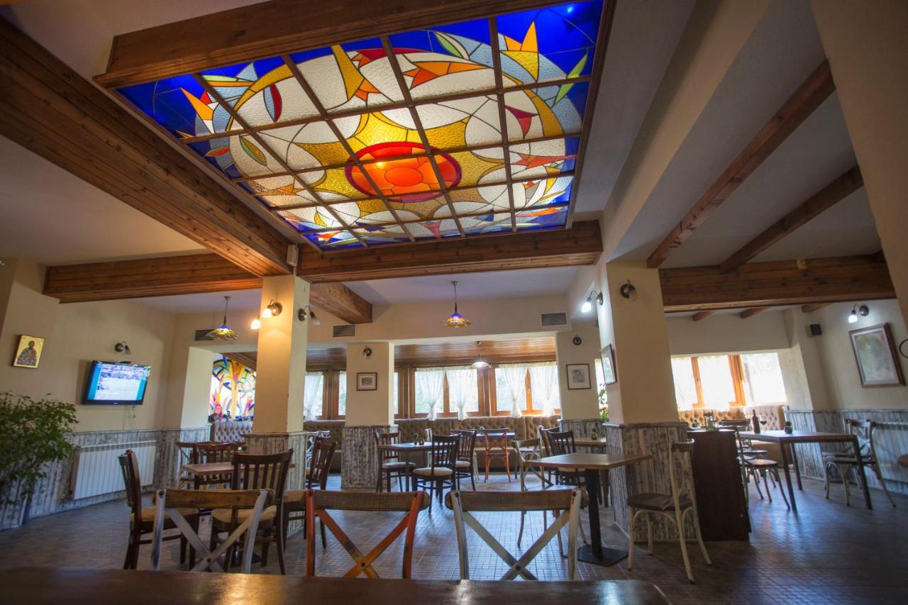 Family Prim Hotel Sandanski Extérieur photo