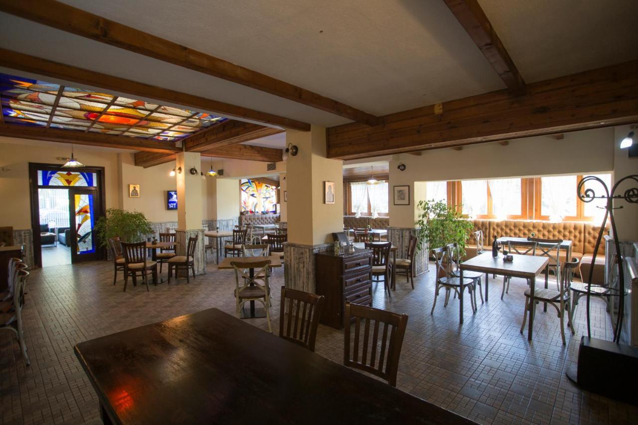 Family Prim Hotel Sandanski Extérieur photo