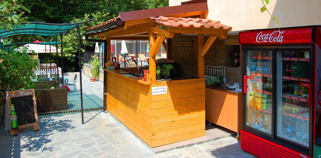 Family Prim Hotel Sandanski Extérieur photo
